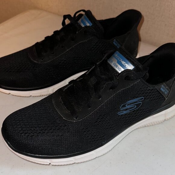 Men's Skechers Swift Fit Lite-weight Size 10.5 US - Picture 2 of 7